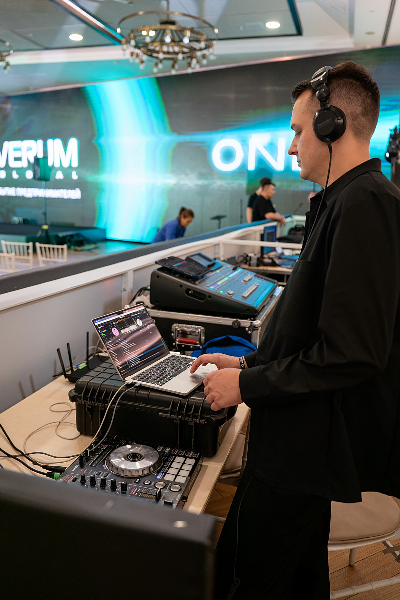 Год вместе: День рождения VERUM ONE