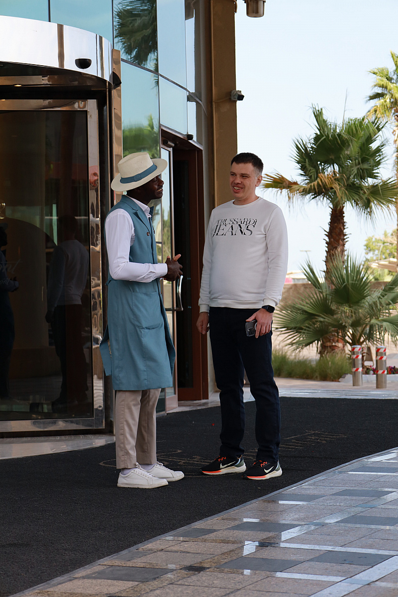 Verum Global в Dubai.