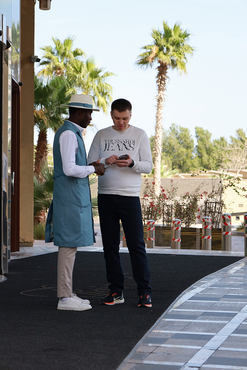 Verum Global в Dubai.