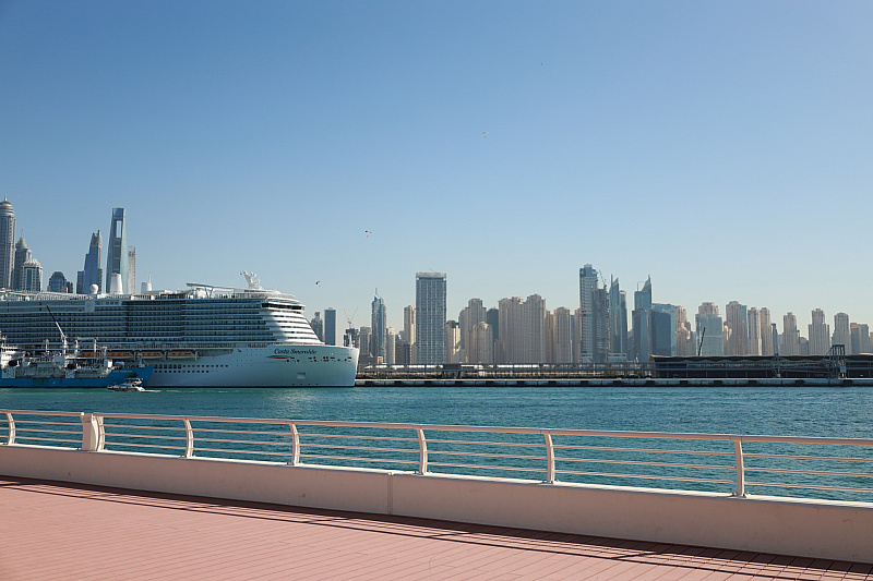 Verum Global в Dubai.